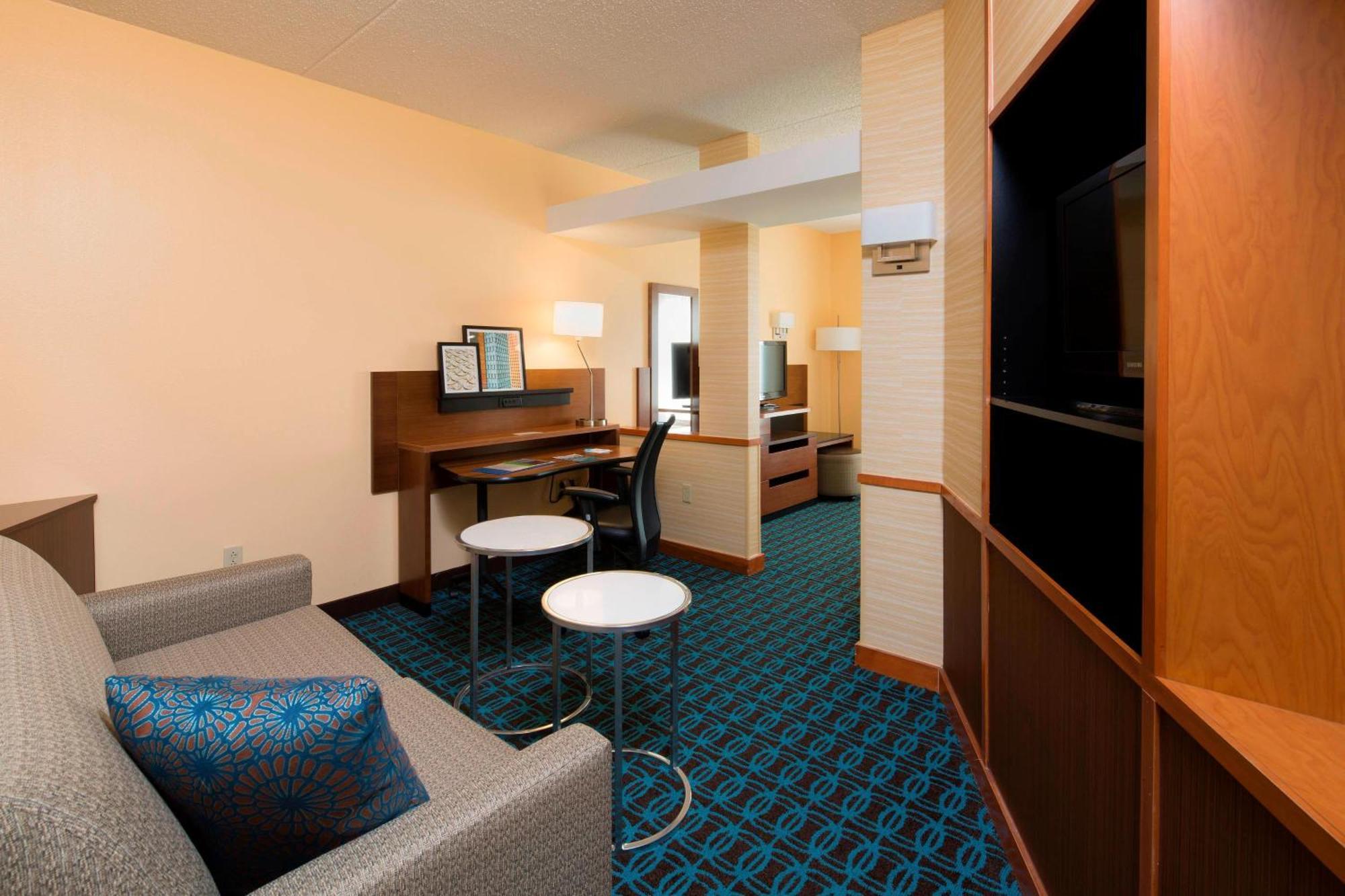 Fairfield Inn & Suites By Marriott Newark Liberty International Airport Bagian luar foto