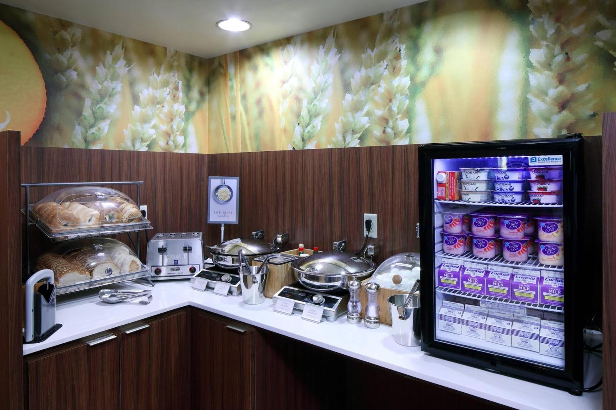 Fairfield Inn & Suites By Marriott Newark Liberty International Airport Bagian luar foto