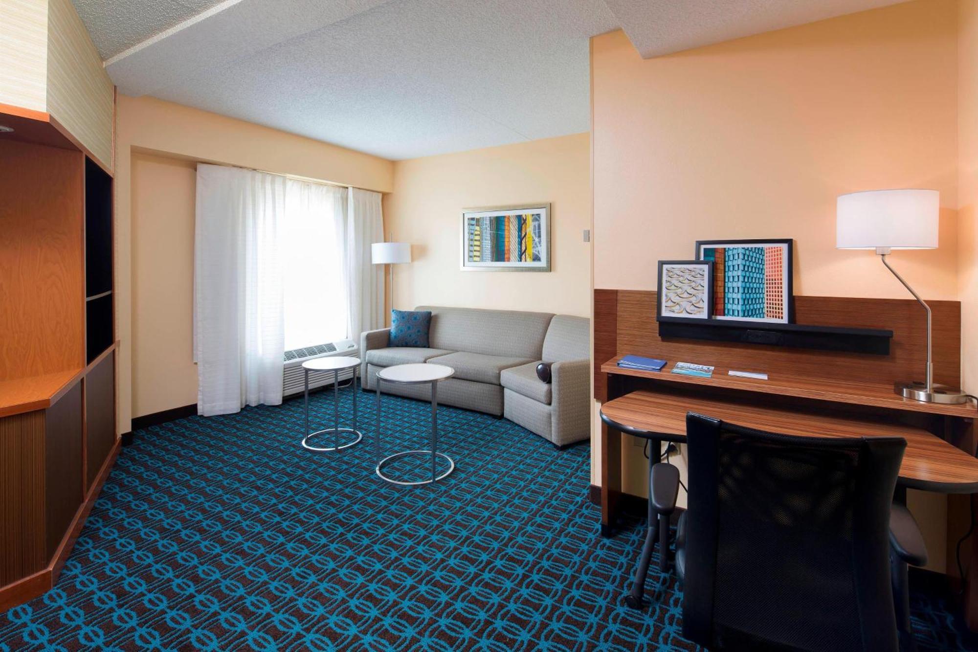 Fairfield Inn & Suites By Marriott Newark Liberty International Airport Bagian luar foto